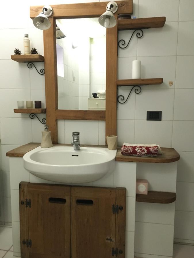 La Casa Del Bosco Apartment Аоста Екстериор снимка